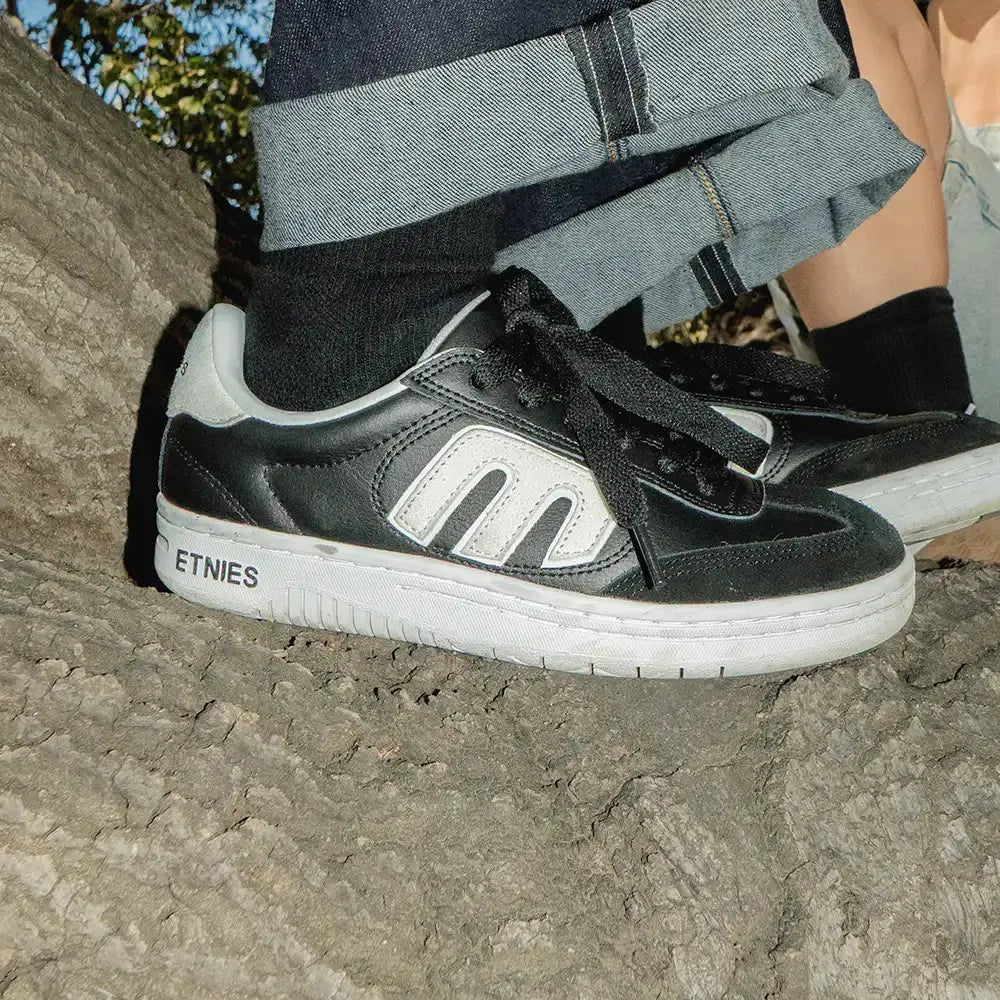 Etnies Men's Locut Black/White/White Shoes