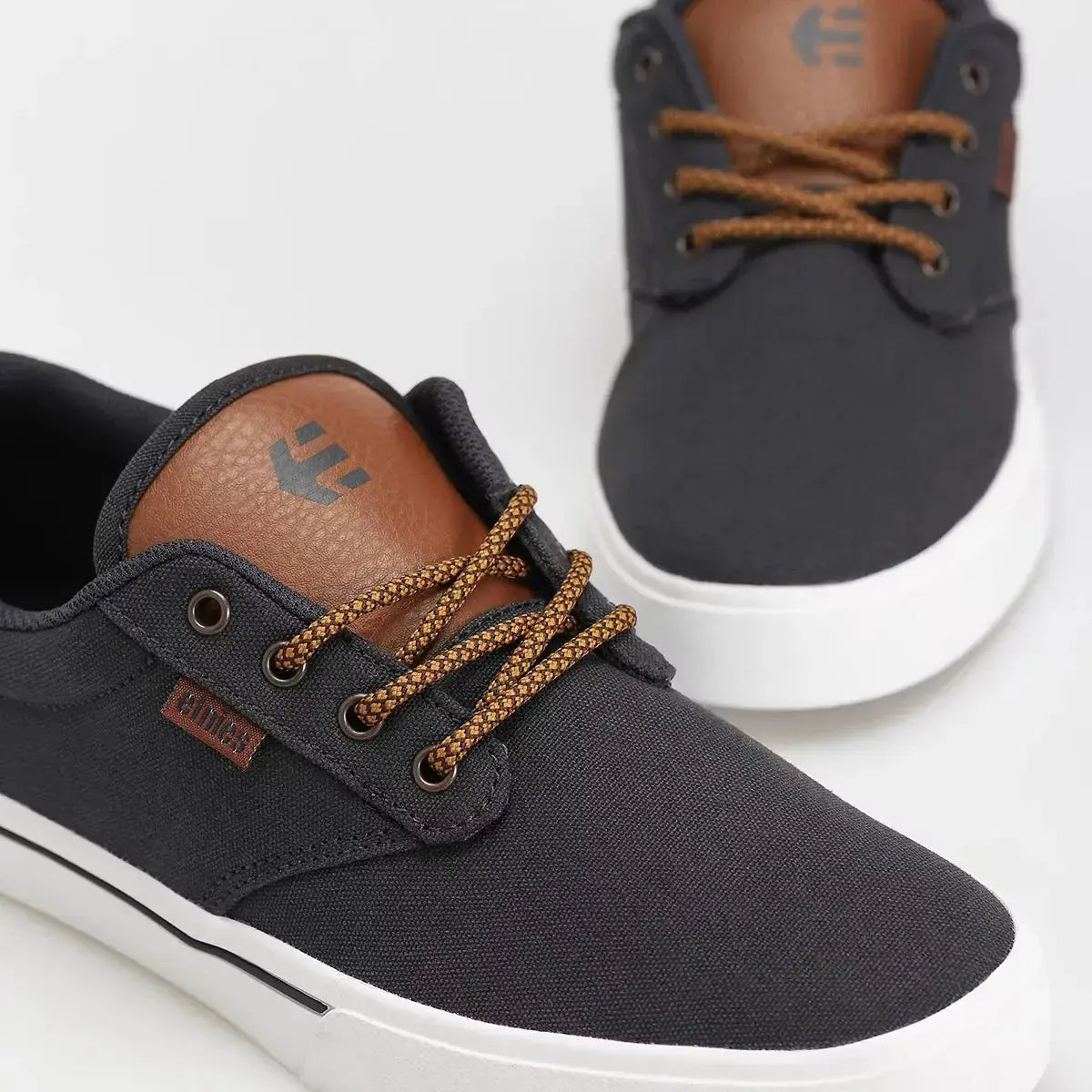 Etnies Men's Jameson 2 Eco Navy/Tan/White Shoes
