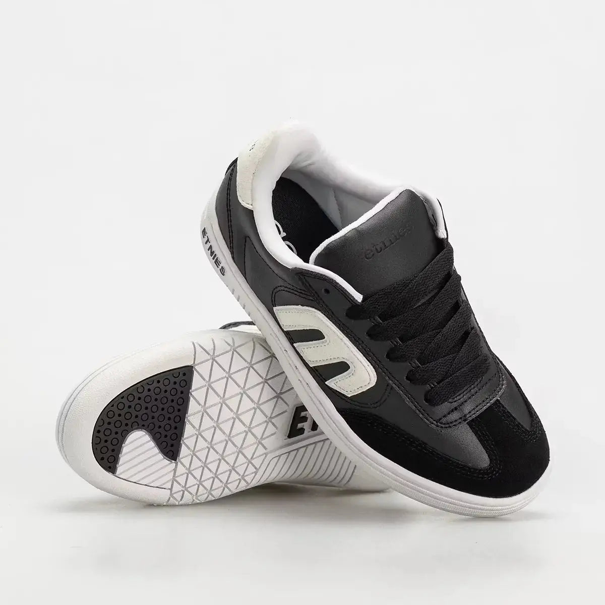 Etnies Men's Locut Black/White/White Shoes