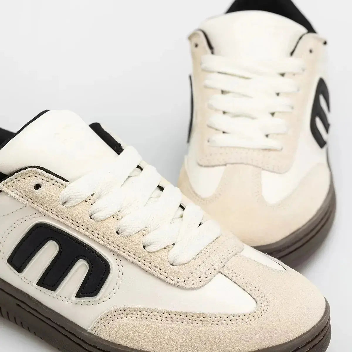 Etnies Men's Locut White/Black/Gum Shoes