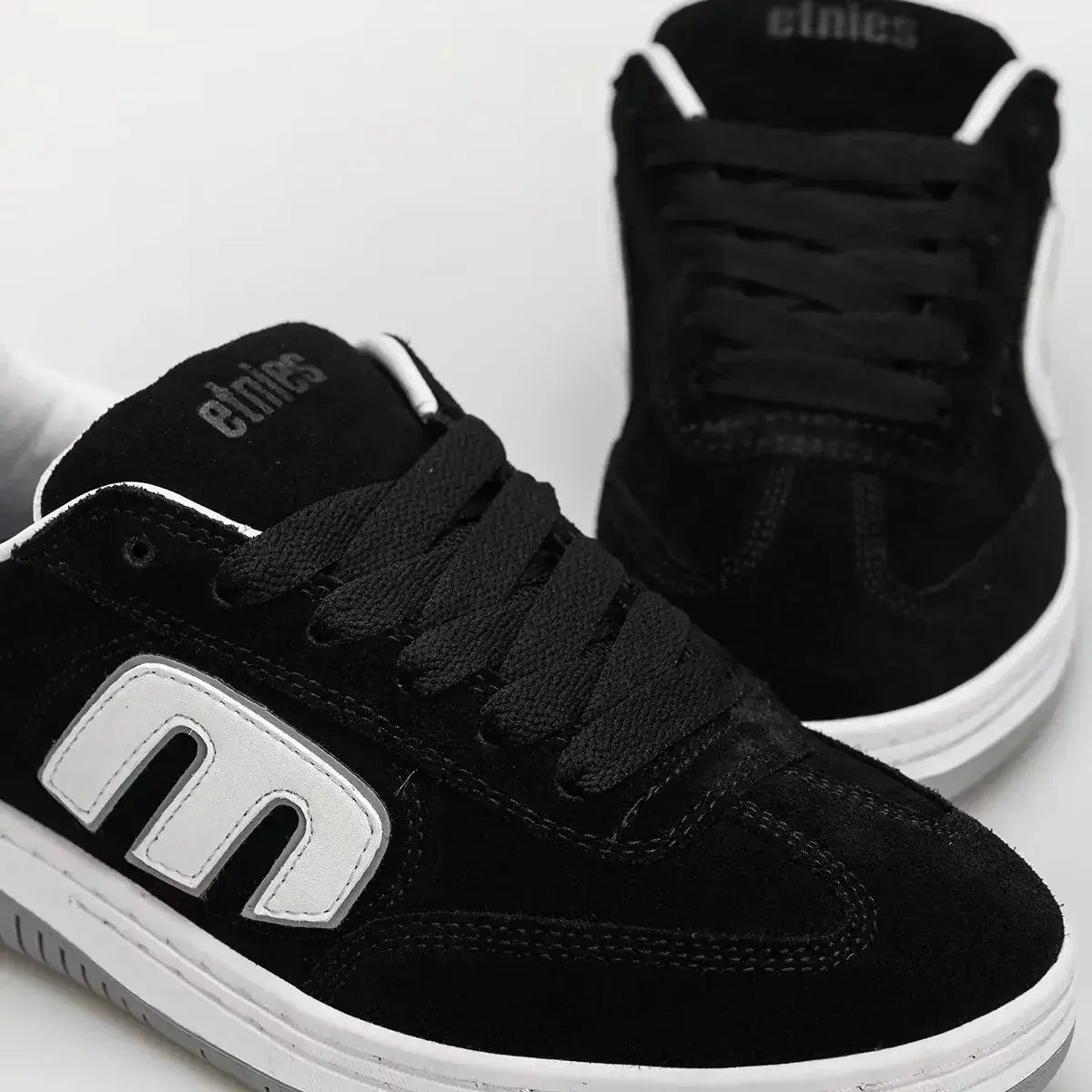 Etnies Men's Locut Black/White Shoes