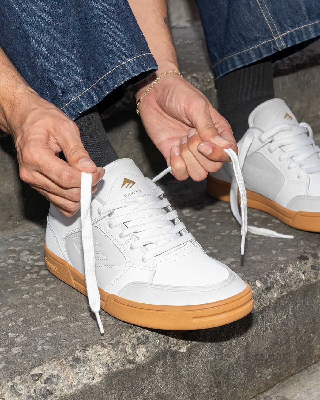 Emerica Mens Heritic White Gum Shoes