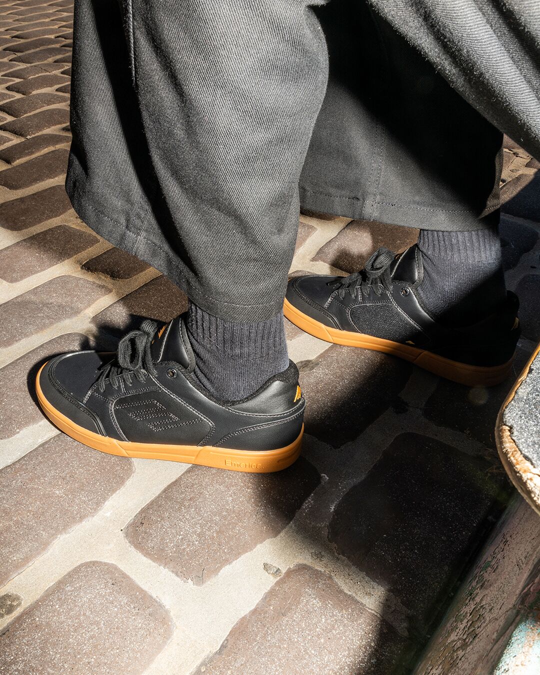 Emerica Mens Heritic Black Gum Shoes