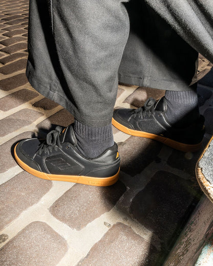 Emerica Mens Heritic Black Gum Shoes