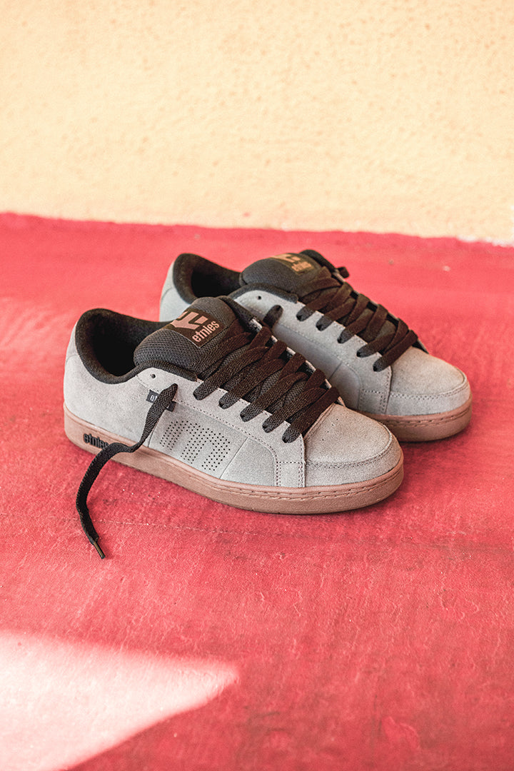 Etnies Mens Kingpin Grey Black Gum Shoes